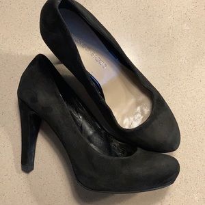Franco Sarto black suede mini platform pumps